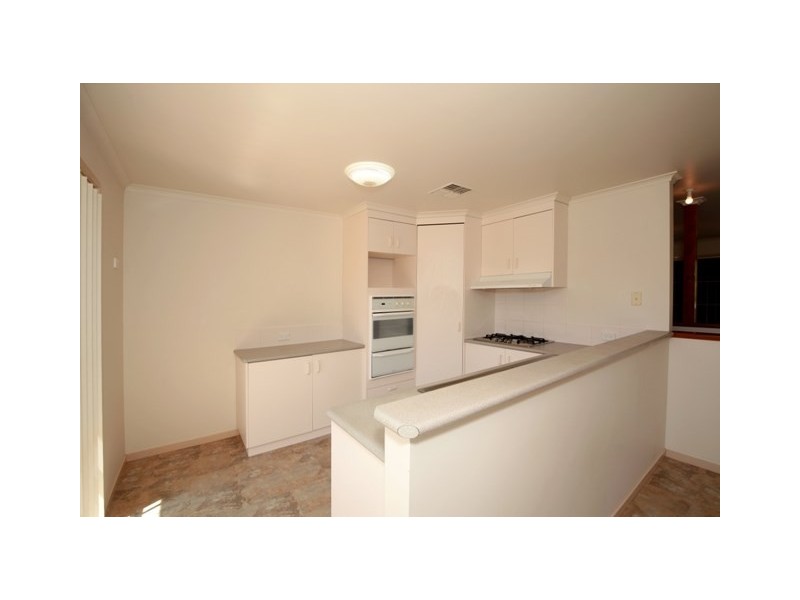 2/24 Sackville Drive, Wagga Wagga NSW 2650