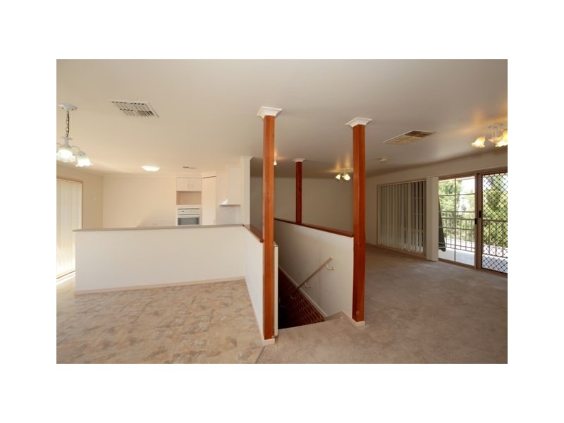 2/24 Sackville Drive, Wagga Wagga NSW 2650