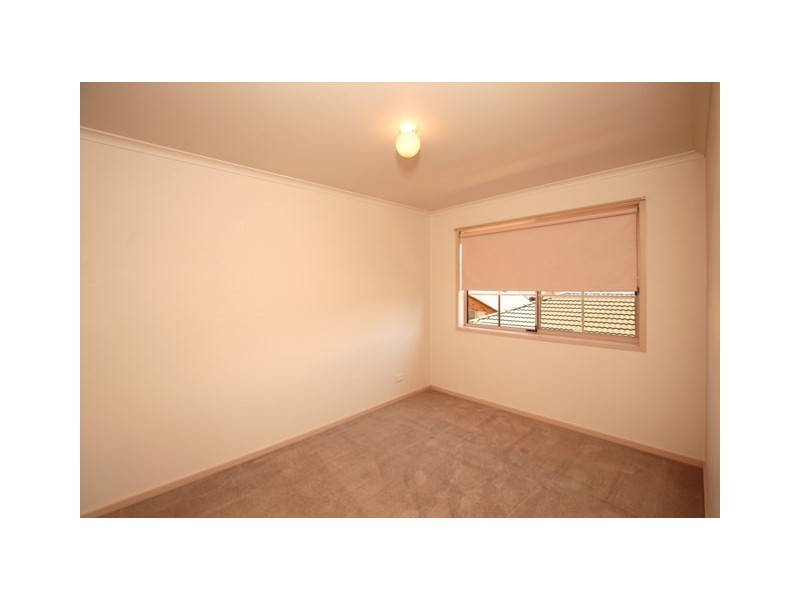 2/24 Sackville Drive, Wagga Wagga NSW 2650