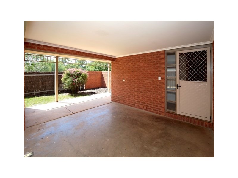 2/24 Sackville Drive, Wagga Wagga NSW 2650