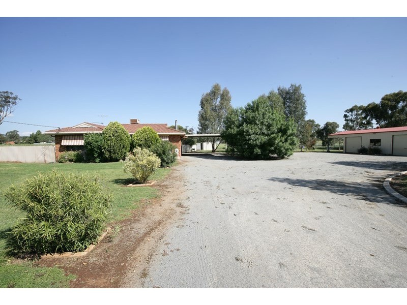 3135 Canola Way (150 Ganmain Rd), Coolamon NSW 2701