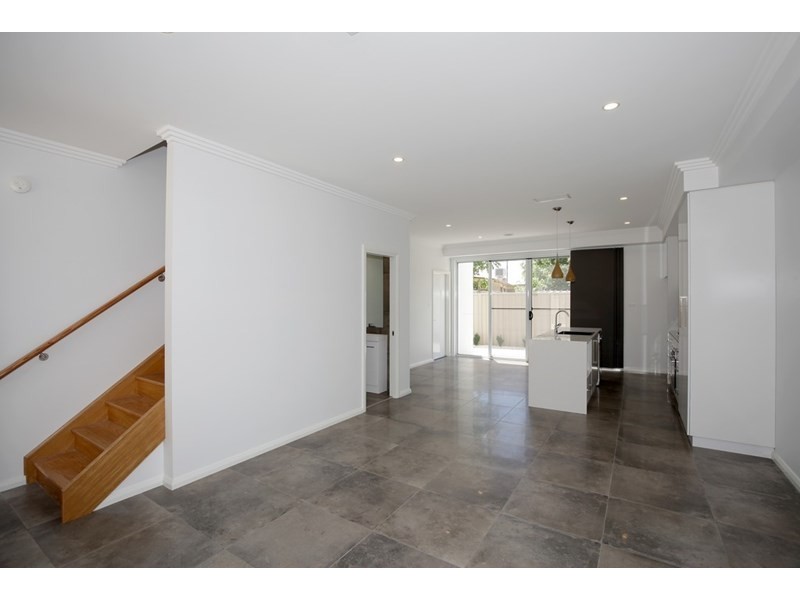 2/15 Broad Street, Wagga Wagga NSW 2650