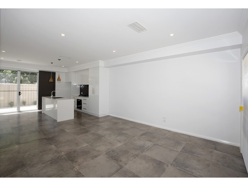 2/15 Broad Street, Wagga Wagga NSW 2650