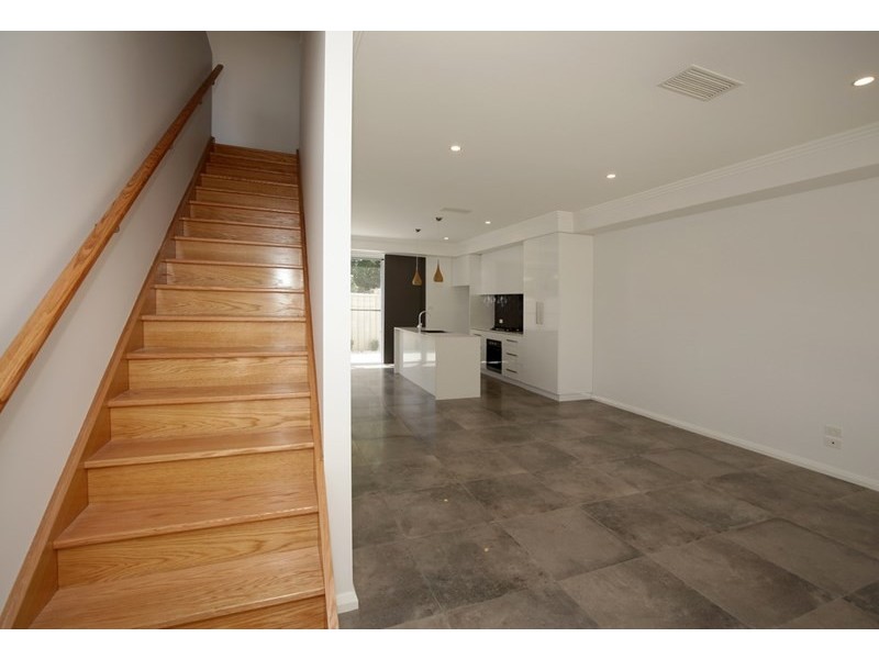 2/15 Broad Street, Wagga Wagga NSW 2650