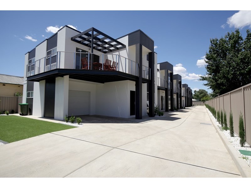 2/15 Broad Street, Wagga Wagga NSW 2650