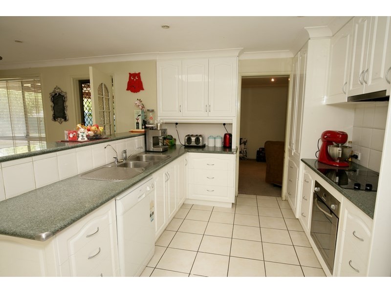 55 Huthwaite Street, Wagga Wagga NSW 2650