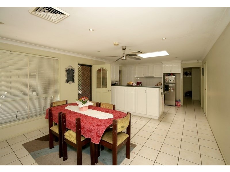 55 Huthwaite Street, Wagga Wagga NSW 2650