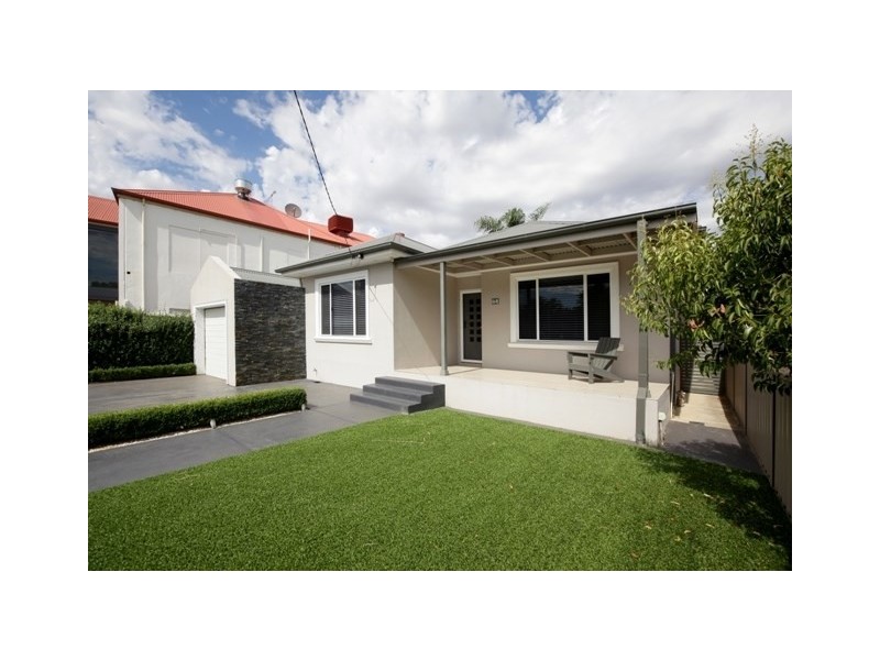 84 Tarcutta Street, Wagga Wagga NSW 2650
