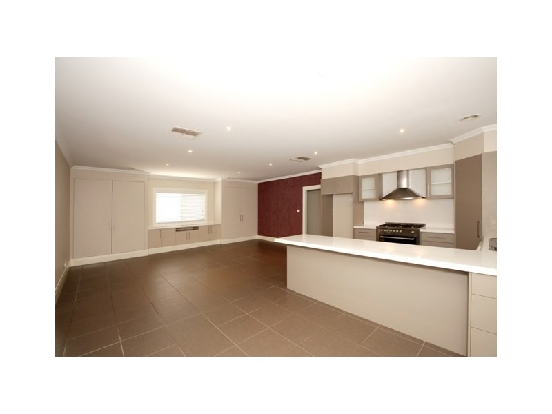 84 Tarcutta Street, Wagga Wagga NSW 2650