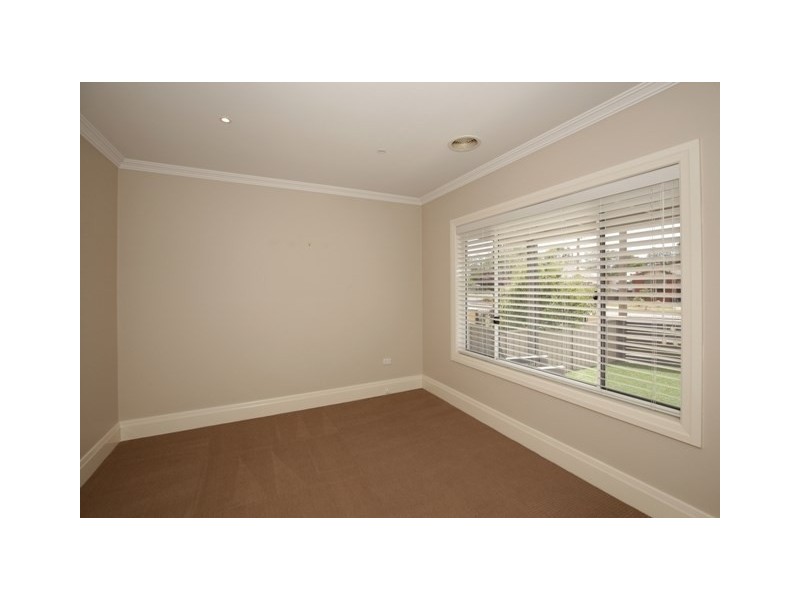 84 Tarcutta Street, Wagga Wagga NSW 2650