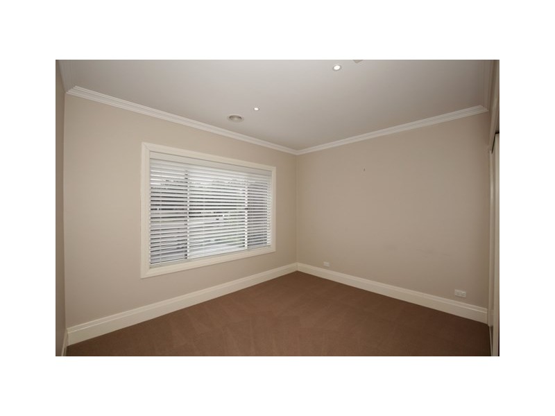 84 Tarcutta Street, Wagga Wagga NSW 2650