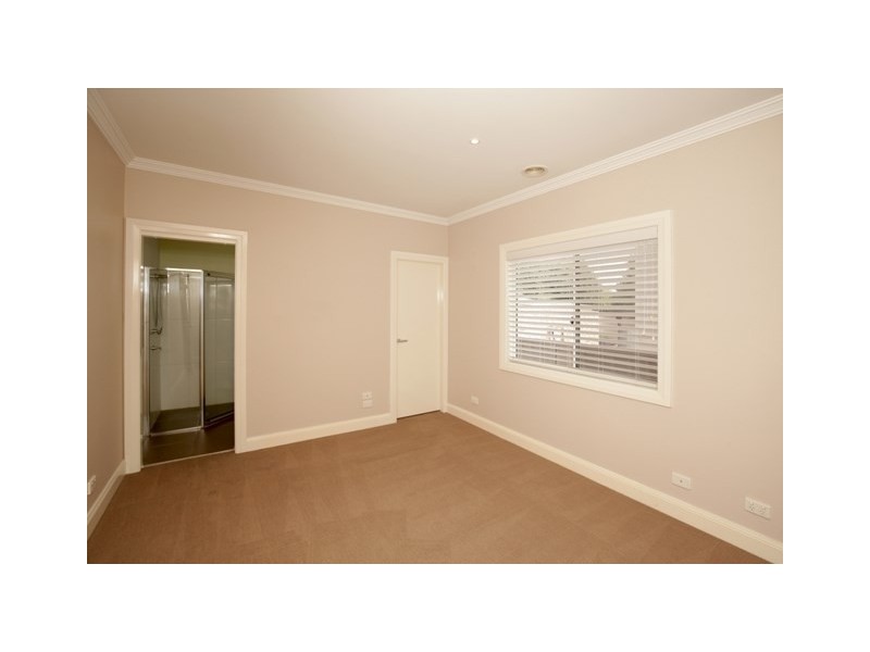 84 Tarcutta Street, Wagga Wagga NSW 2650