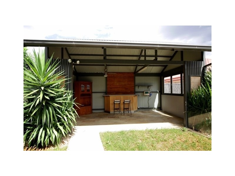 84 Tarcutta Street, Wagga Wagga NSW 2650