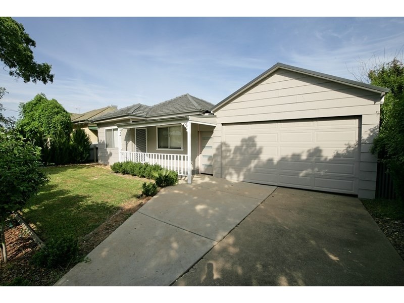 22 Cullen Road, Wagga Wagga NSW 2650