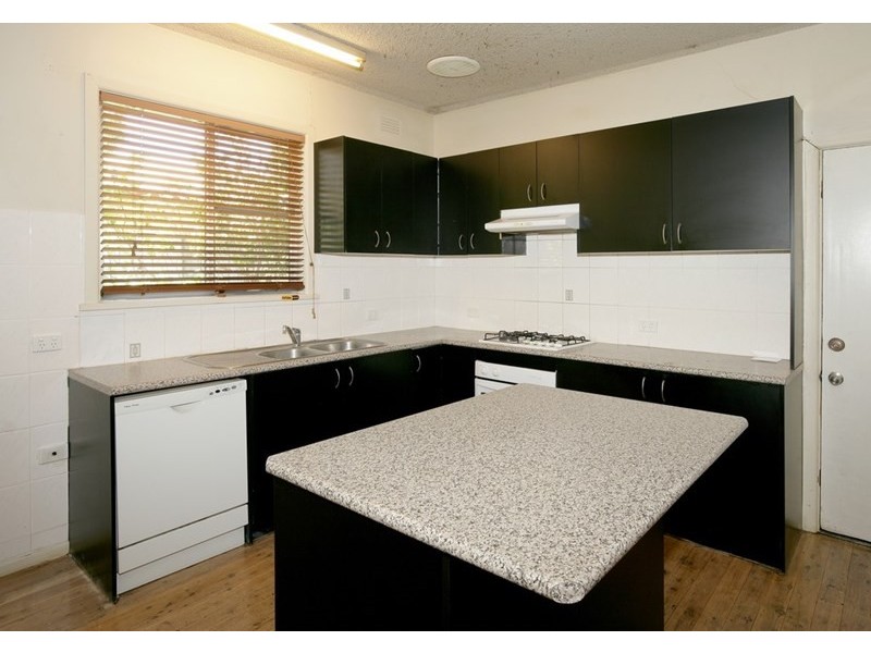 29 Cutler Avenue, Kooringal NSW 2650