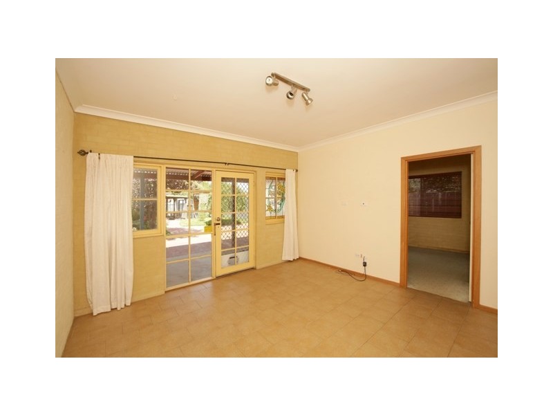 37 Fox Street, Wagga Wagga NSW 2650