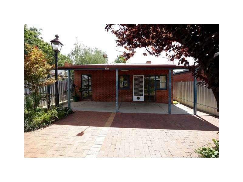 37 Fox Street, Wagga Wagga NSW 2650