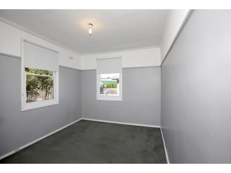 14 Doyle Avenue, Mount Austin NSW 2650