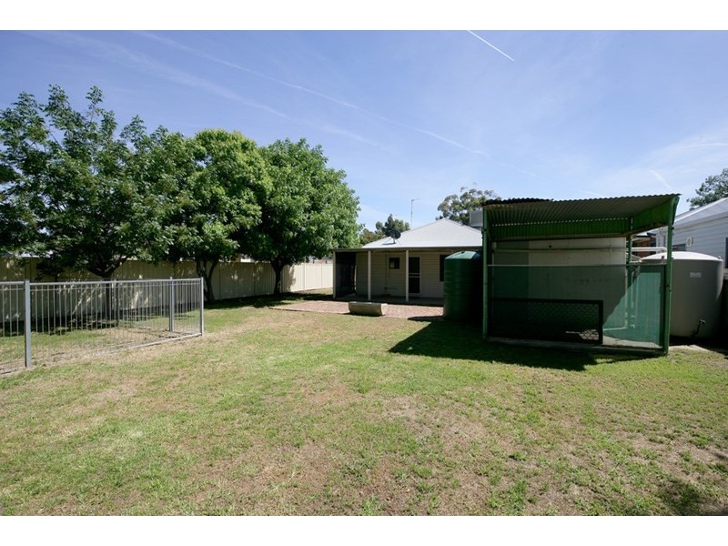54 Gormly Avenue, Wagga Wagga NSW 2650