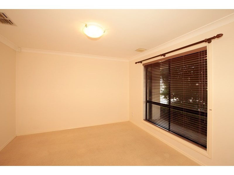 1d Nunkeri Street, Glenfield Park NSW 2650