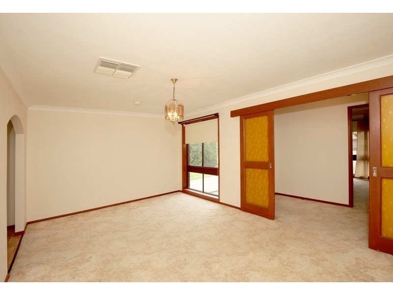 34 Naretha Street, Glenfield Park NSW 2650