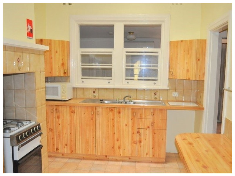 2 Murray Street, Wagga Wagga NSW 2650