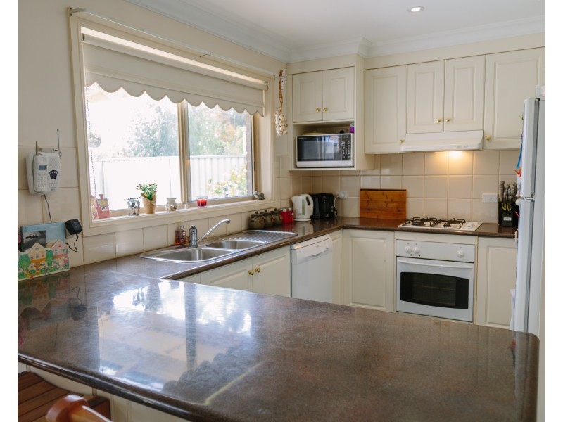 13/46 Slocum Street, Wagga Wagga NSW 2650