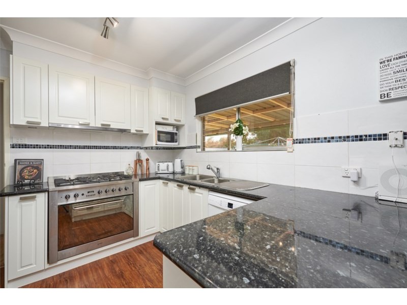 1 Crawford Street, Ashmont NSW 2650