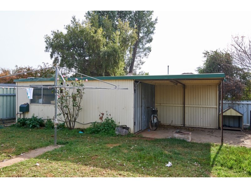 1 Crawford Street, Ashmont NSW 2650