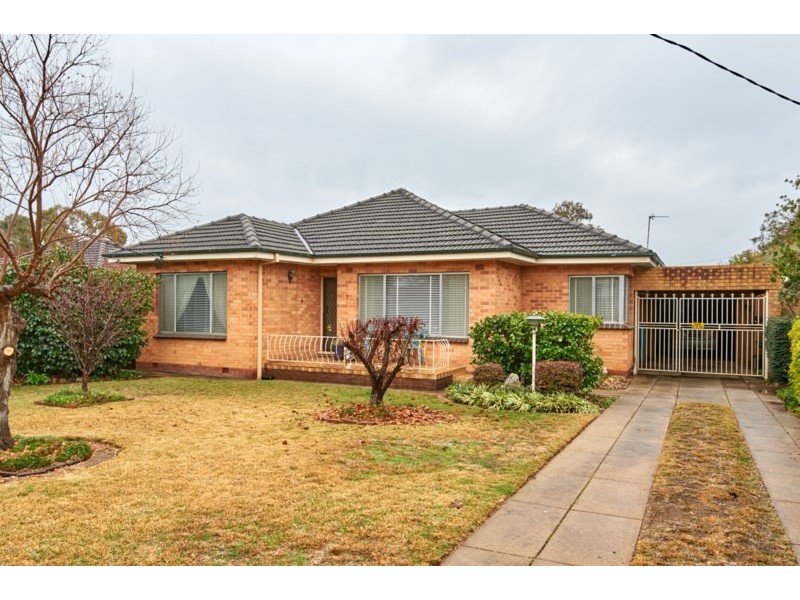 7 Bruce Street, Tolland NSW 2650