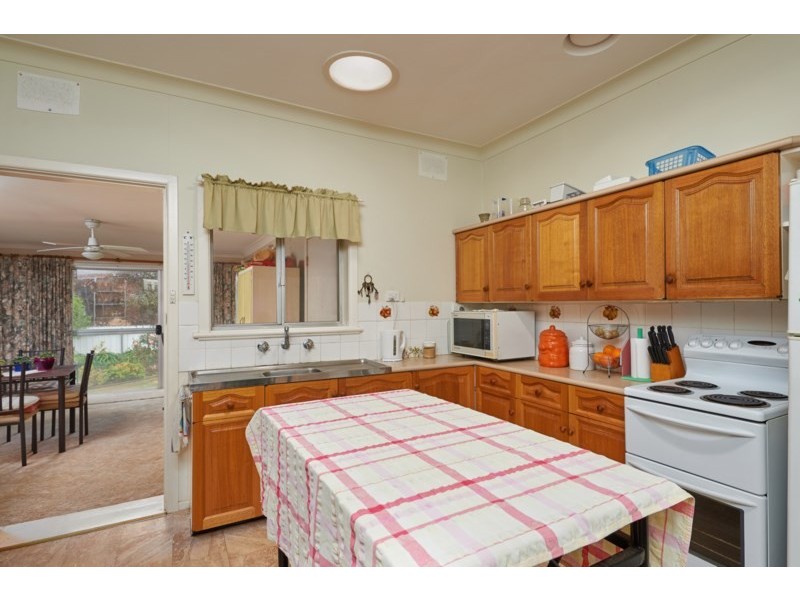 7 Bruce Street, Tolland NSW 2650