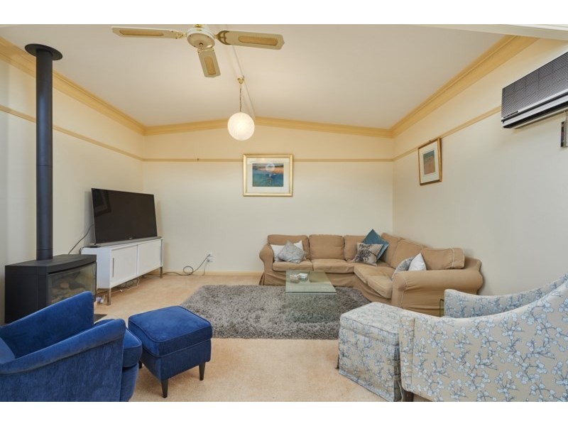 17 Fox Street, Wagga Wagga NSW 2650