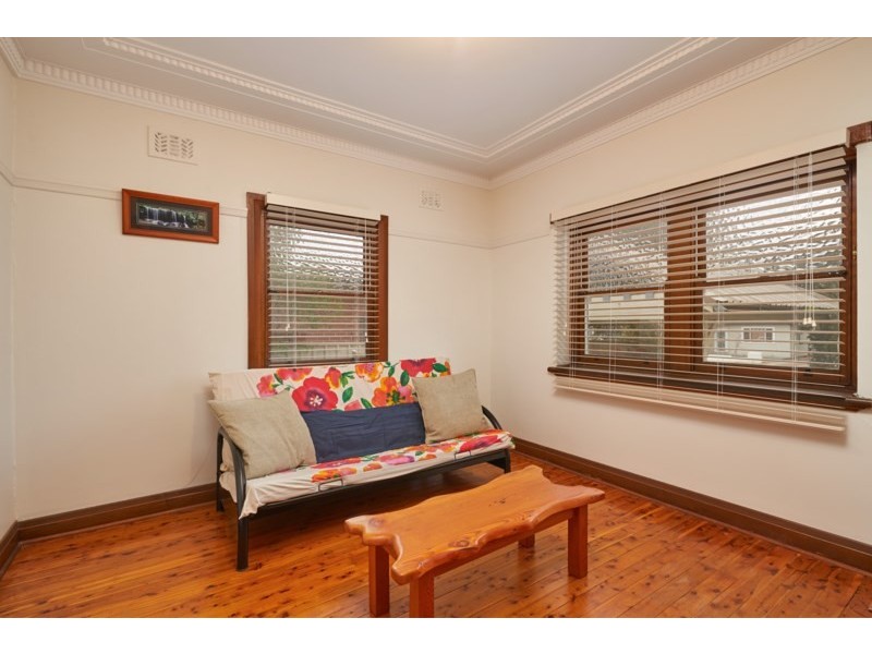 4 Sullivan Avenue, Wagga Wagga NSW 2650