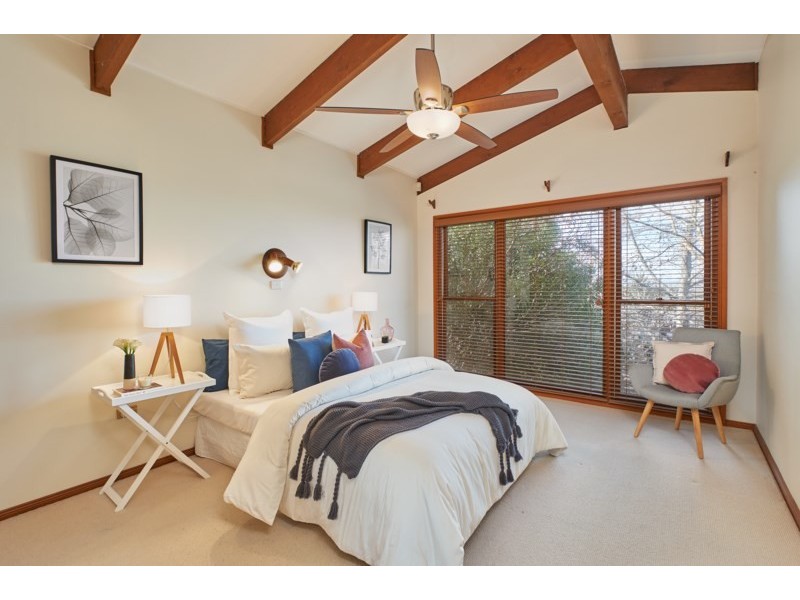 1 Baree Place, Kooringal NSW 2650