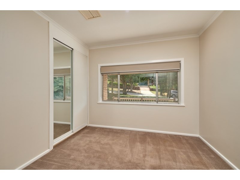 5 Warrawong Street, Kooringal NSW 2650