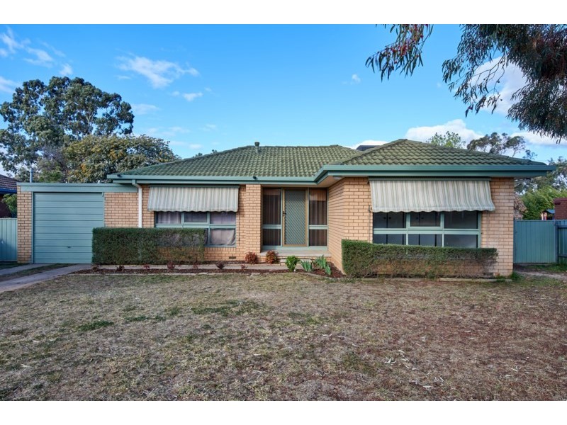 7 Goborra Street, Glenfield Park NSW 2650