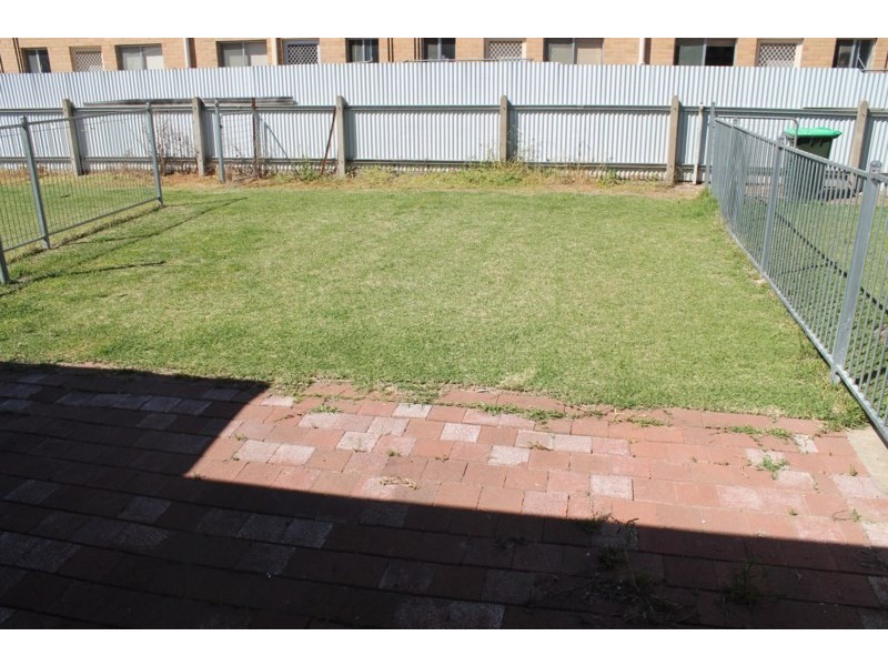 4/19 Day Street, Wagga Wagga NSW 2650