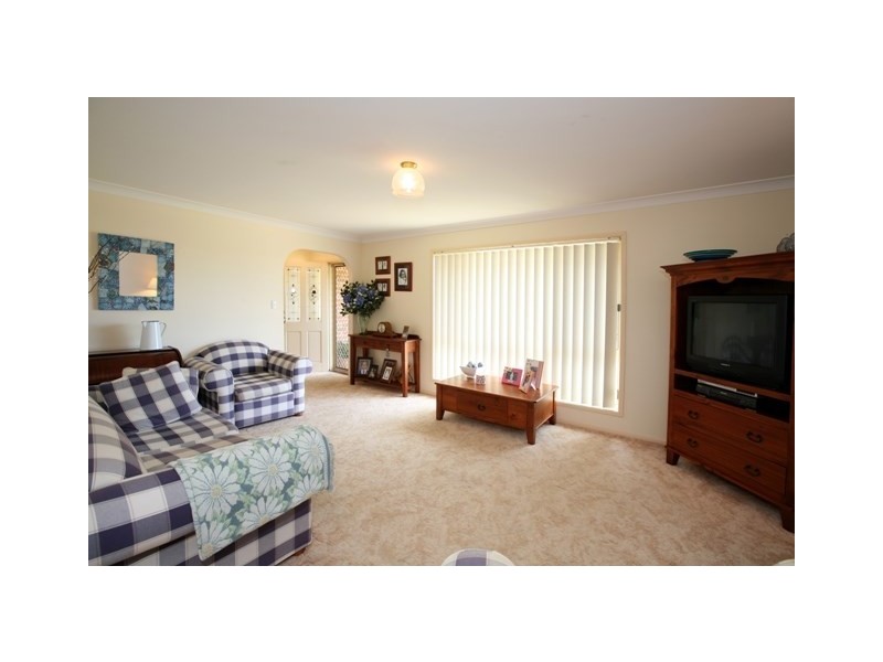16 Kaldari Crescent, Ashmont NSW 2650