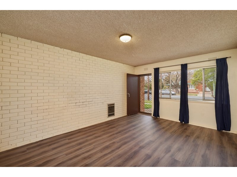 2/69 Beckwith Street, Wagga Wagga NSW 2650