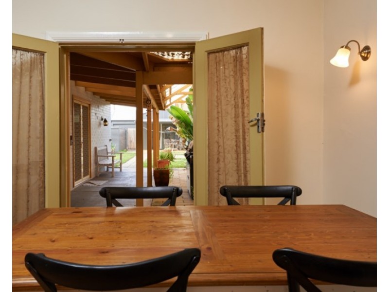 33 Fox Street, Wagga Wagga NSW 2650