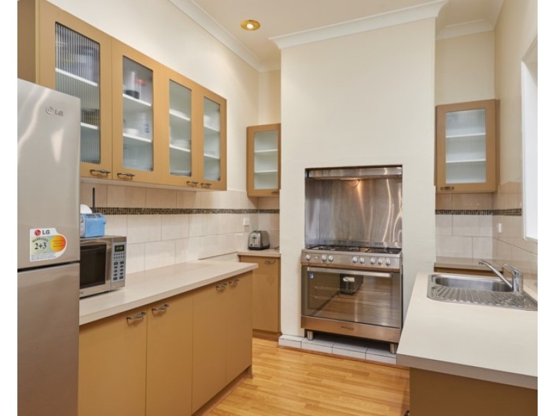 33 Fox Street, Wagga Wagga NSW 2650