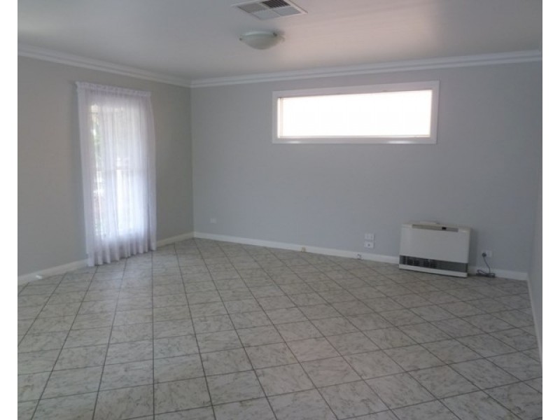 7 Morundah Street, Wagga Wagga NSW 2650