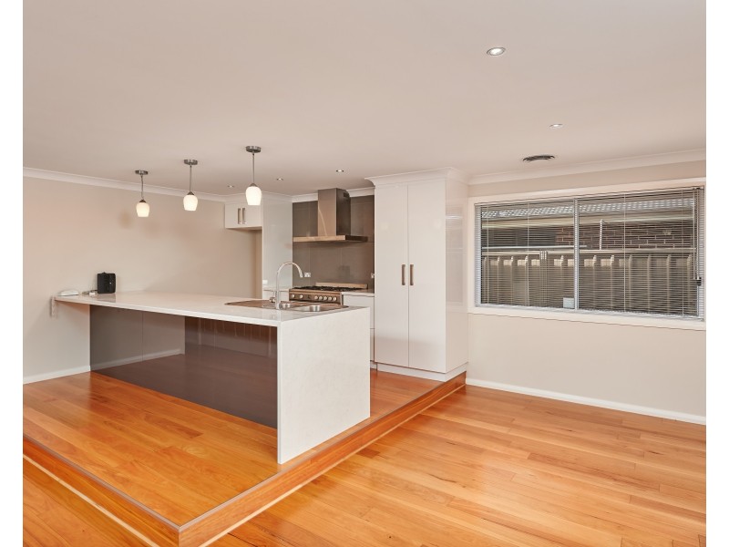 1 Warambee Street, Glenfield Park NSW 2650