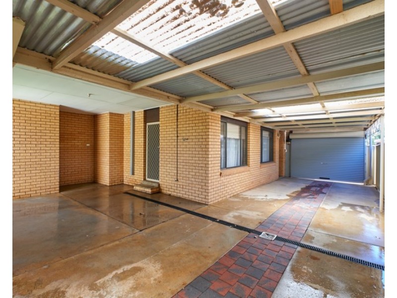 30 Pugsley Avenue, Estella NSW 2650