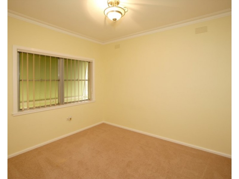 36 Manoora Avenue, Mount Austin NSW 2650