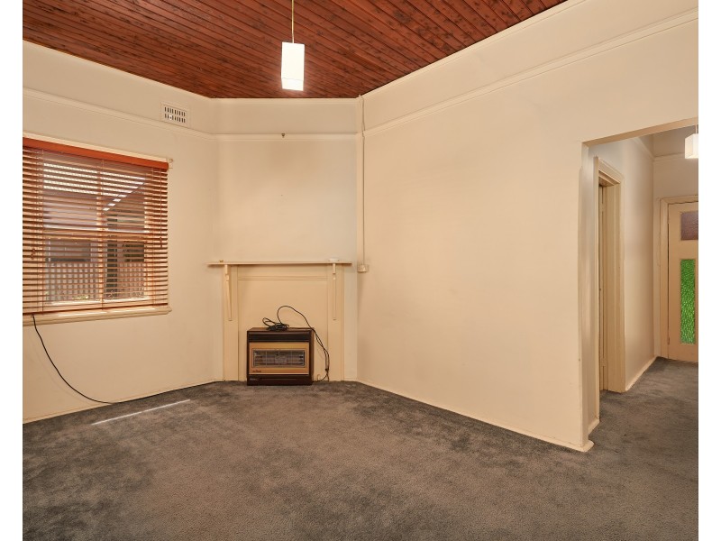 94 Trail Street, Wagga Wagga NSW 2650