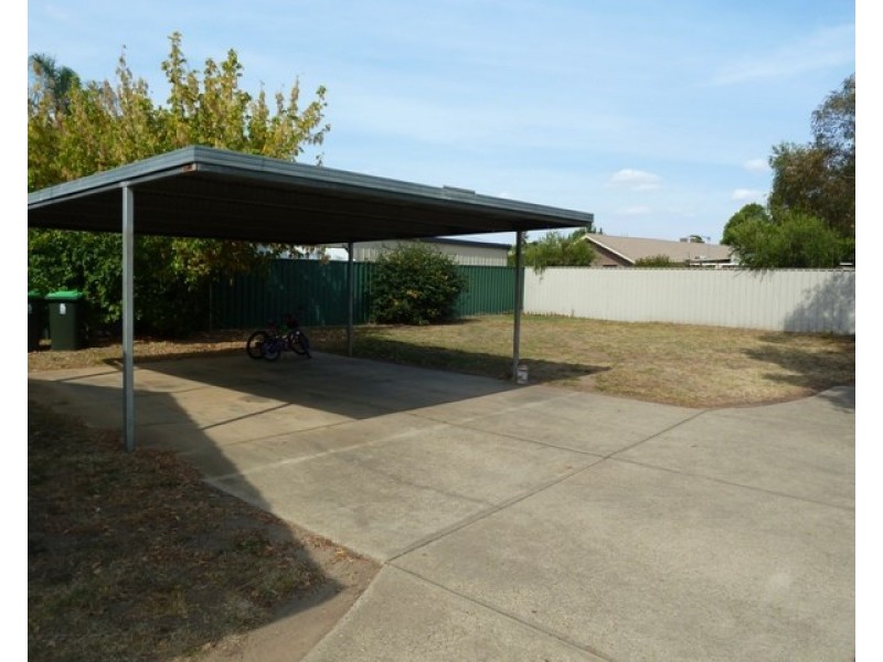 1/50 Geneva Crescent, Lake Albert NSW 2650