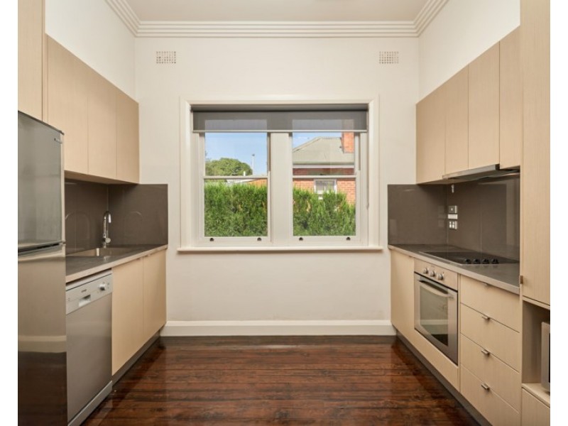 96 Kincaid Street, Wagga Wagga NSW 2650