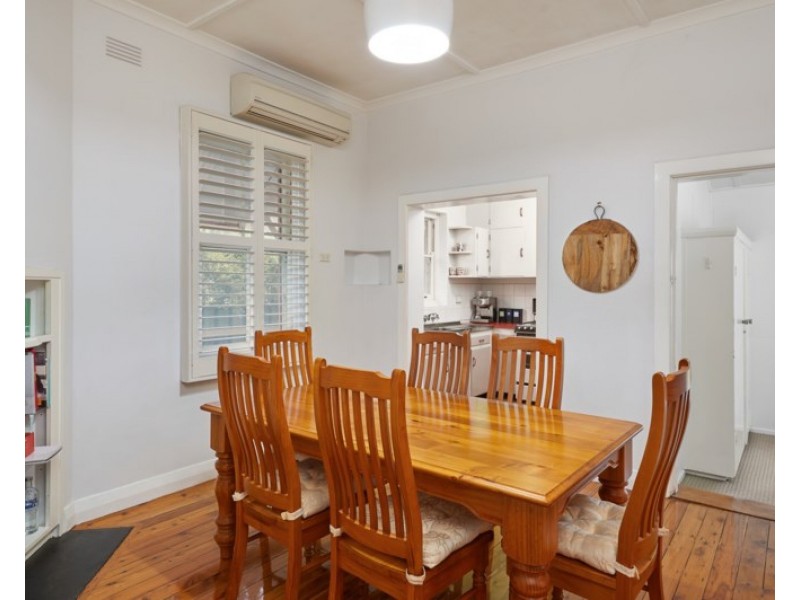 131 Gurwood Street, Wagga Wagga NSW 2650