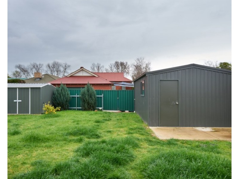131 Gurwood Street, Wagga Wagga NSW 2650